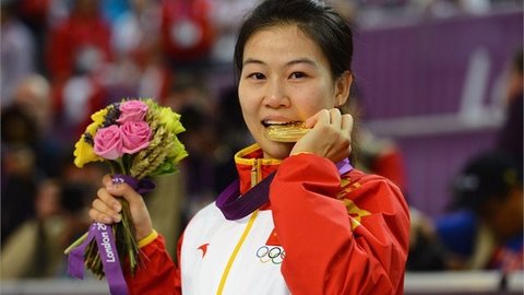 Yi Siling.